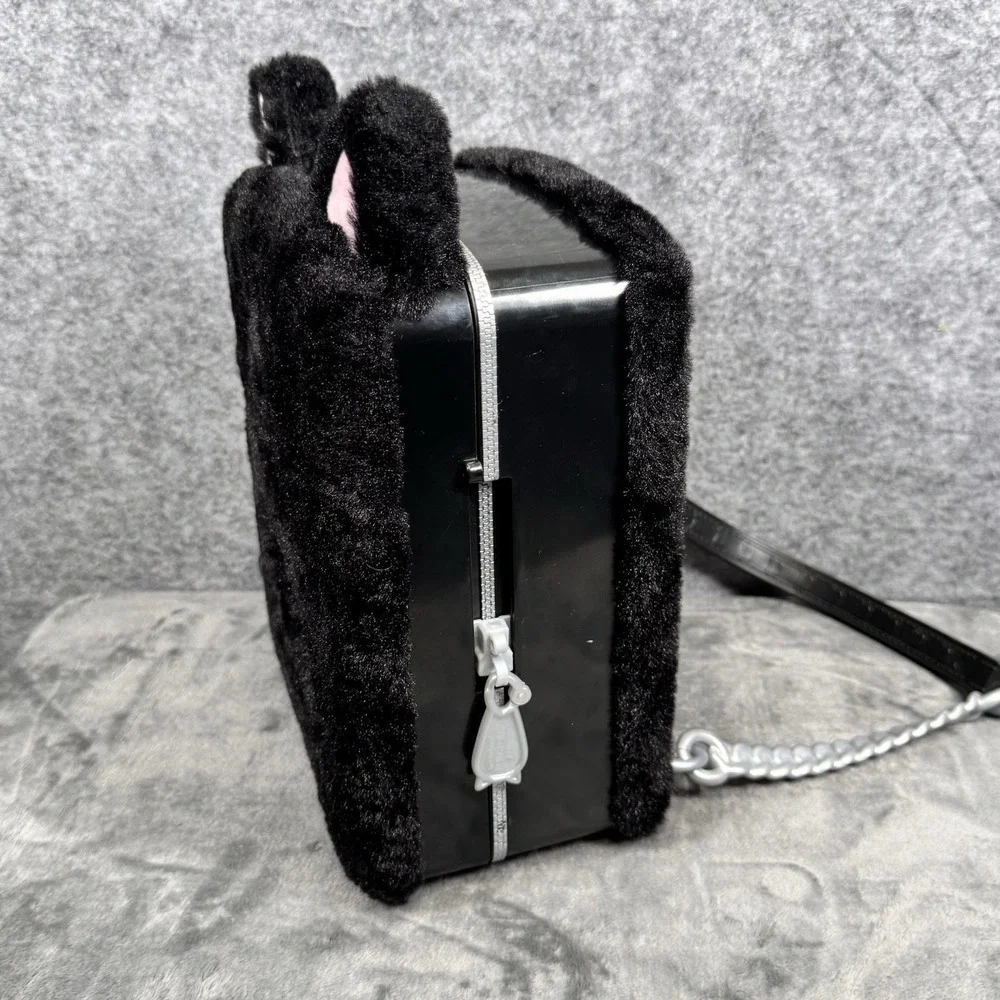 Na Na Na Surprise Tuesday Meow Black Cat 3-in-1 Backpack Bedroom Playset Fuzzy